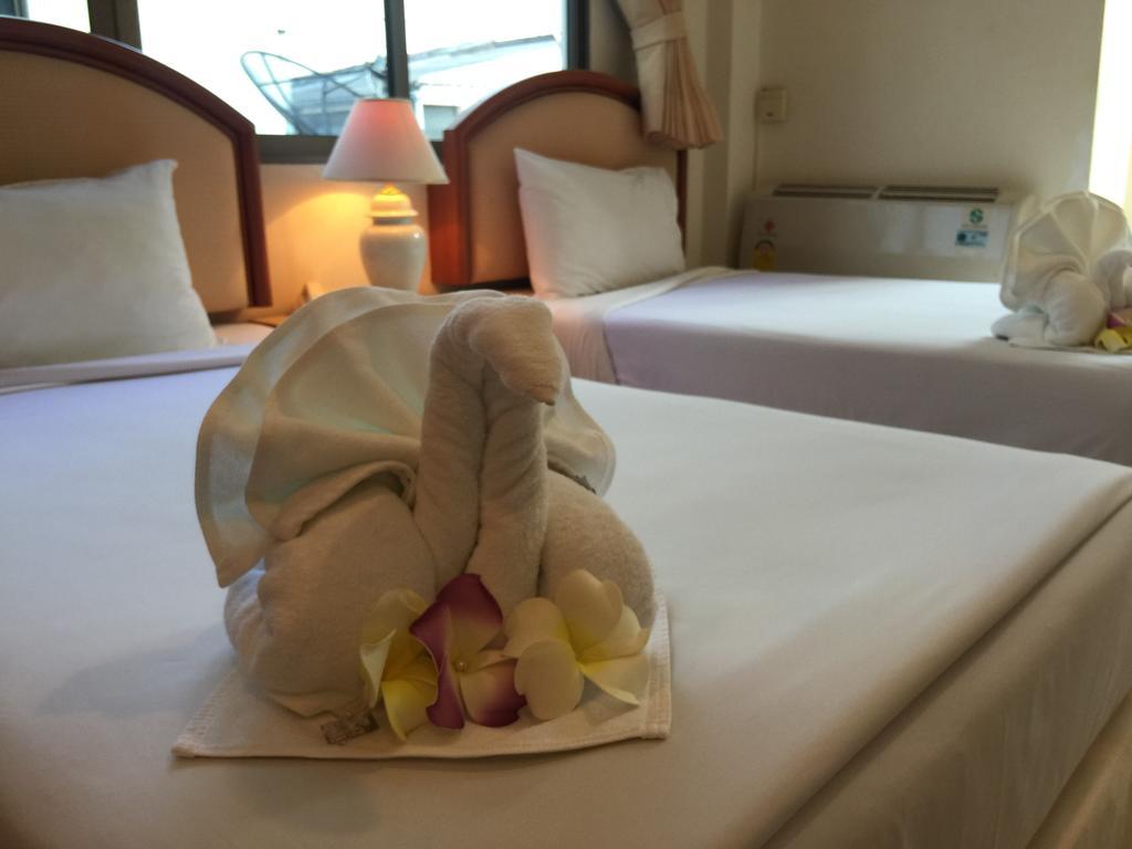 Patong 芭东微笑旅馆酒店 外观 照片