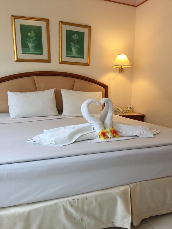 Patong 芭东微笑旅馆酒店 外观 照片