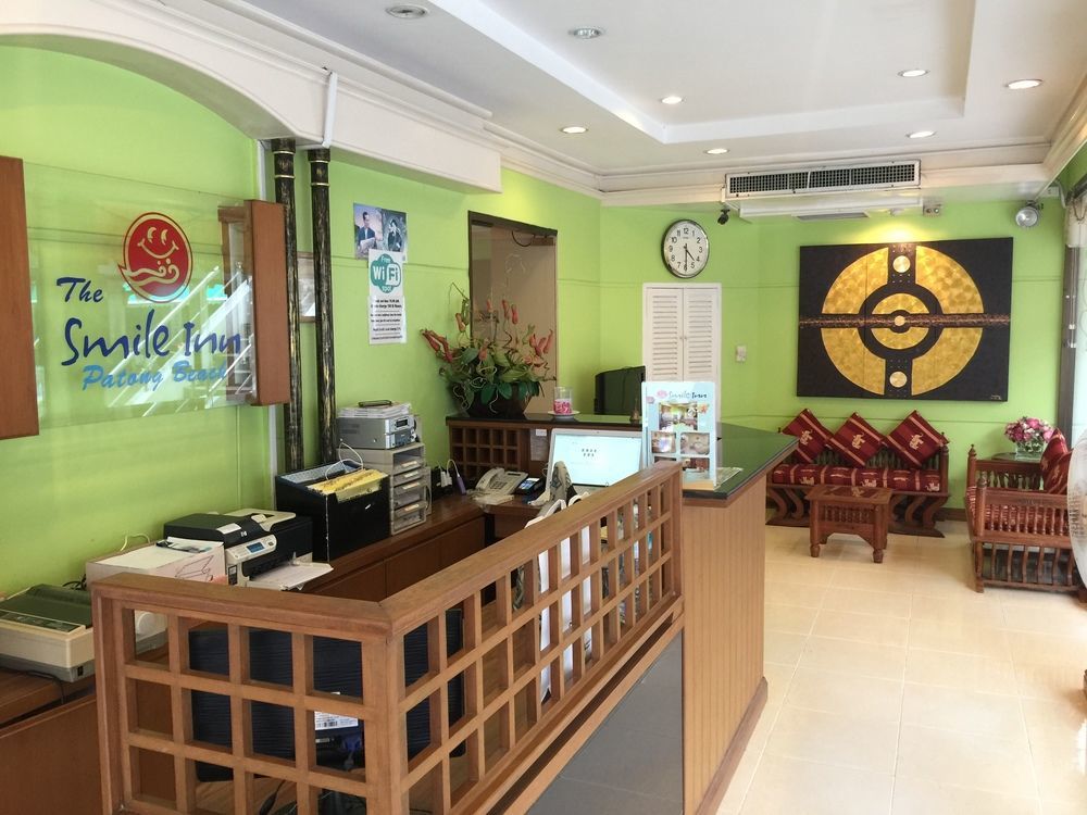 Patong 芭东微笑旅馆酒店 外观 照片
